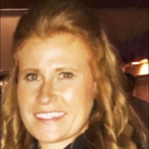 Meet your Posher, Leanne